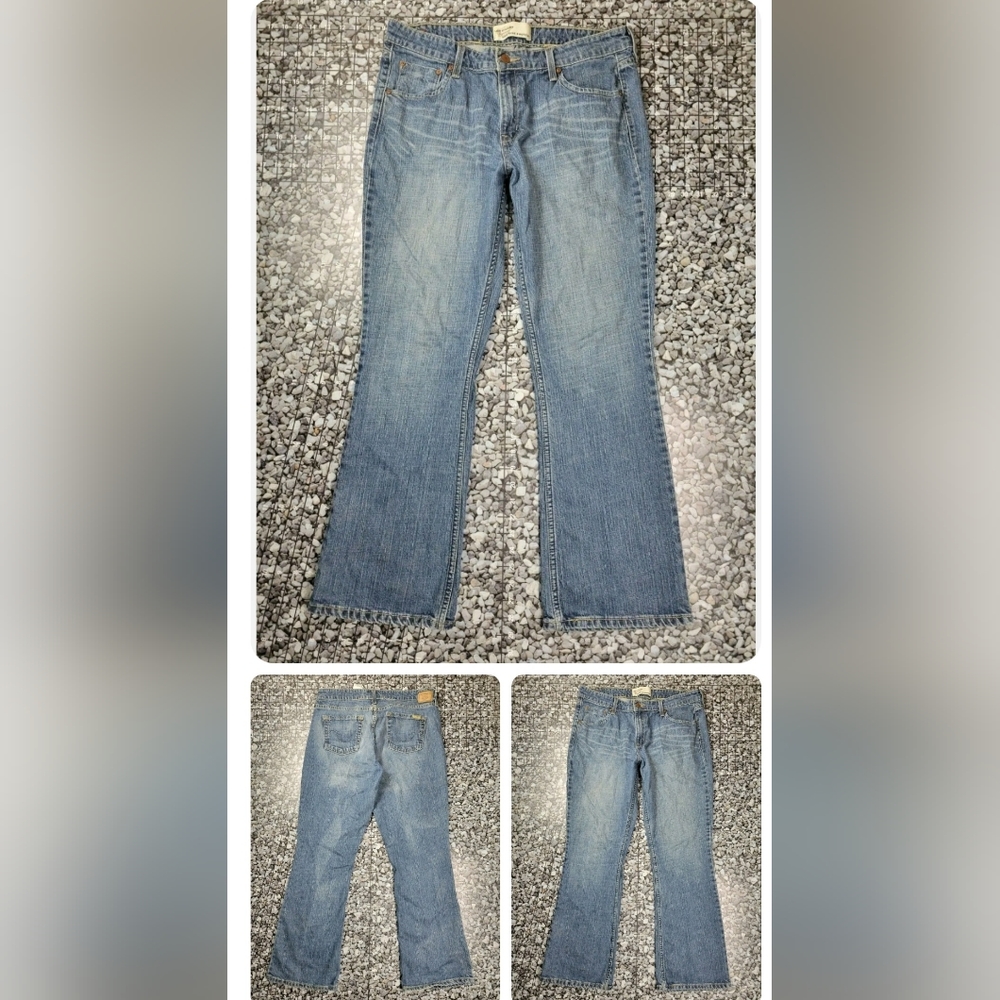 Levi Strauss misses size 14 short low-rise bootcut